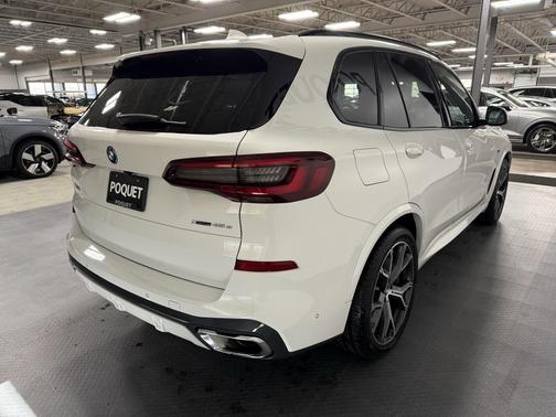 2023 BMW X5 xDrive45e