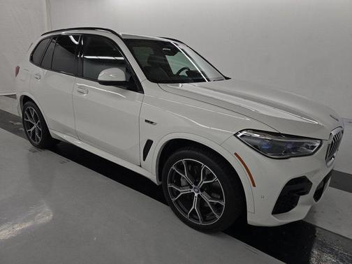 2023 BMW X5 xDrive45e