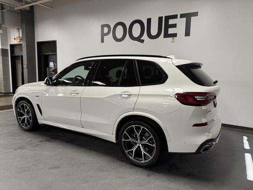 2023 BMW X5 xDrive45e