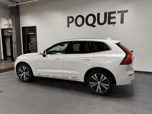 2023 Volvo XC60 B5 Plus Bright Theme