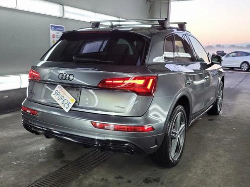 2024 Audi Q5 e 55 S line Premium Plus