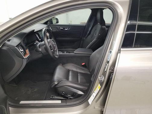 2019 Volvo S60 T5