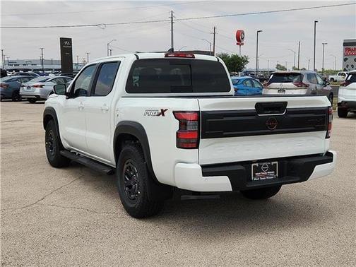 2025 Nissan Frontier PRO-X