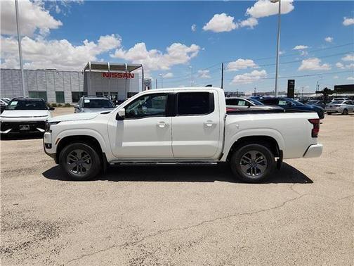 2025 Nissan Frontier SV