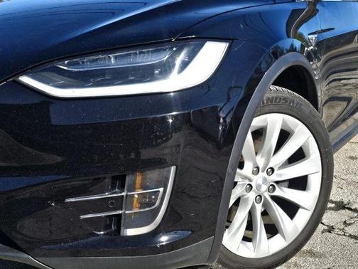 2018 Tesla Model X 75D
