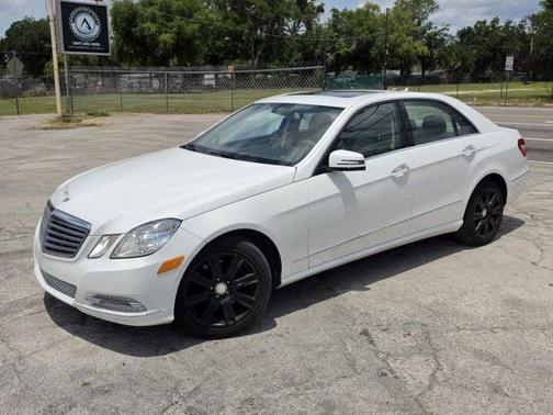 White 2013 Mercedes-Benz E-Class E 350