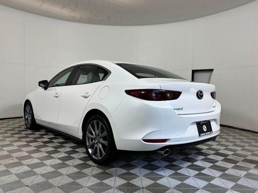 Snowflake White Pearl 2025 Mazda Mazda3 FWD w/Preferred Package