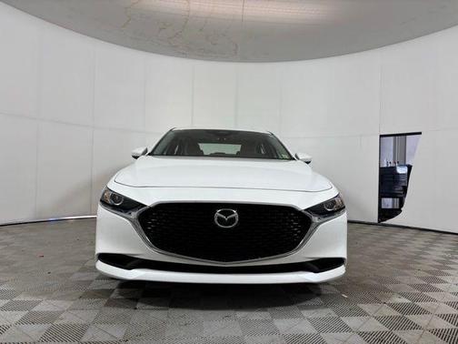 Snowflake White Pearl 2025 Mazda Mazda3 FWD w/Preferred Package