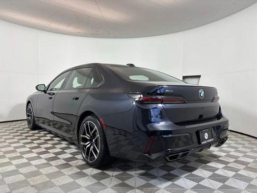 Carbon Black Metallic 2026 BMW 760 760i xDrive