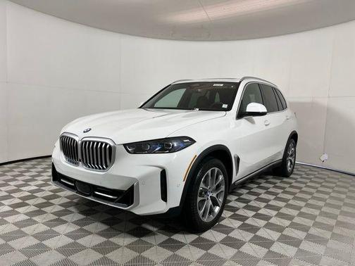 Alpine White 2026 BMW X5 xDrive40i