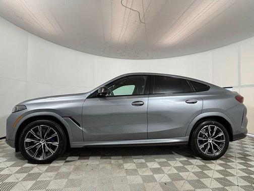 Skyscraper Gray Metallic 2024 BMW X6 M60i