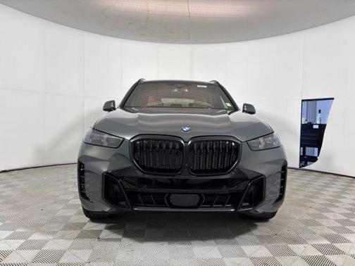 Gray Metallic 2026 BMW X5 xDrive40i