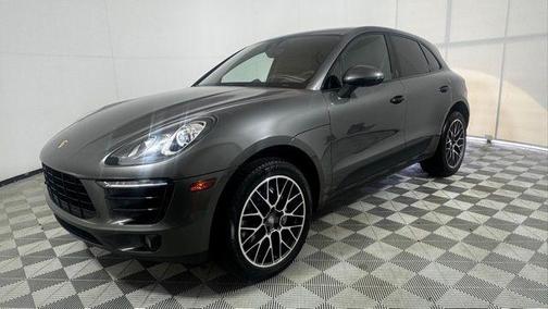 Agate Gray Metallic 2018 Porsche Macan S