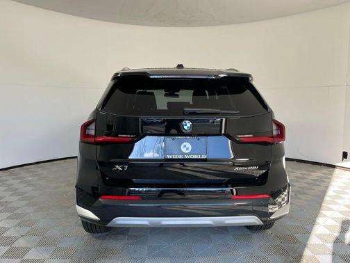 Jet Black 2026 BMW X1 xDrive28i