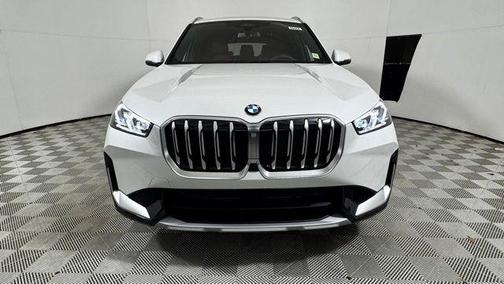Mineral White Metallic 2026 BMW X1 xDrive28i