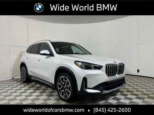 Mineral White Metallic 2026 BMW X1 xDrive28i