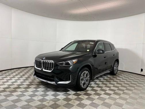 Black Sapphire Metallic 2026 BMW X1 xDrive28i