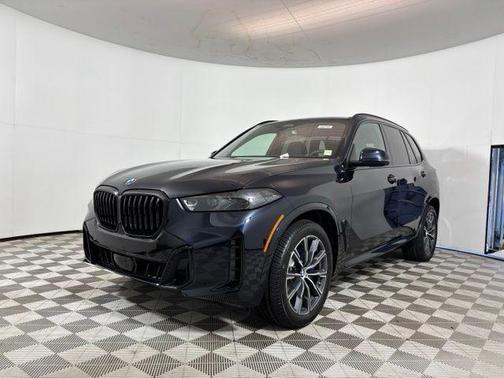 Carbon Black Metallic 2026 BMW X5 xDrive40i