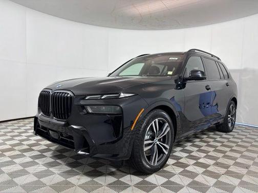 Black Sapphire Metallic 2027 BMW X7 xDrive40i