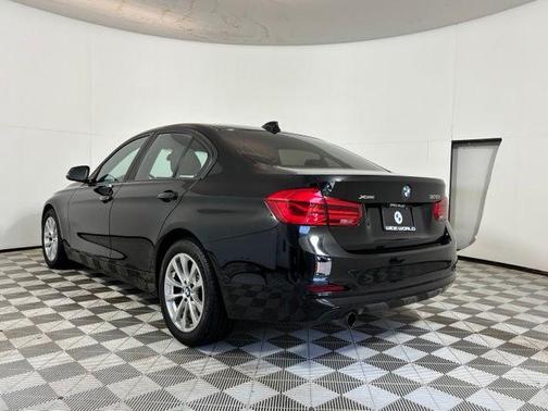 Jet Black 2017 BMW 320 i xDrive