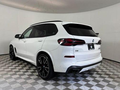 Alpine White 2024 BMW X5 M60i
