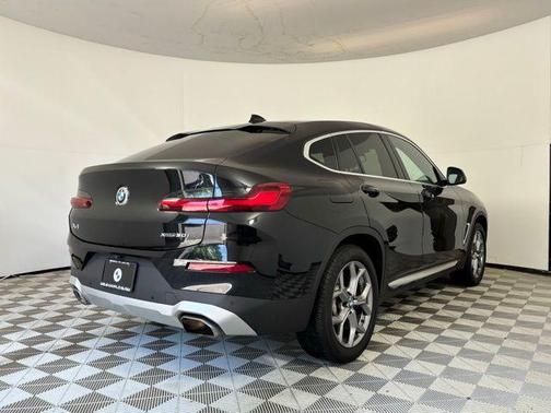 Black Sapphire Metallic 2023 BMW X4 xDrive30i