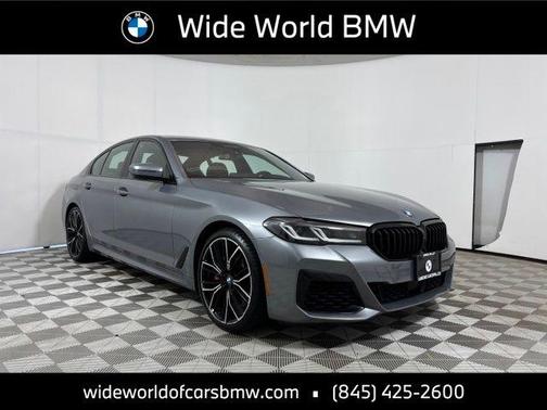 Skyscraper Gray Metallic 2023 BMW M550 i xDrive