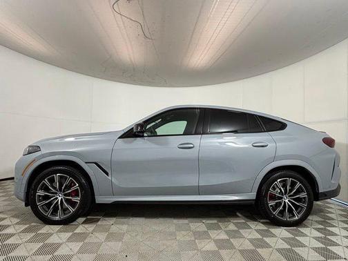 Brooklyn Gray Metallic 2026 BMW X6 M60i