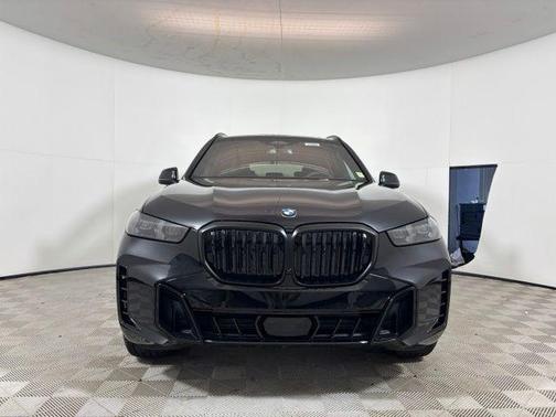 Black Sapphire Metallic 2026 BMW X5 xDrive40i