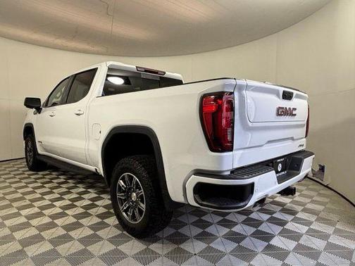 Summit White 2024 GMC Sierra 1500 AT4