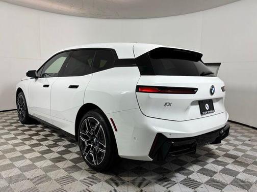 Alpine White 2026 BMW iX xDrive45