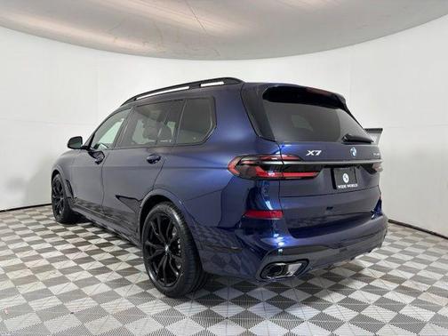 Tanzanite Blue II Metallic 2027 BMW X7 xDrive40i