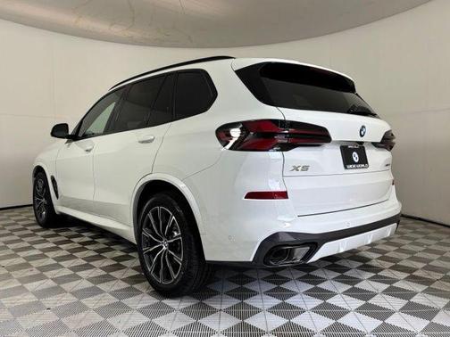 Alpine White 2026 BMW X5 xDrive40i