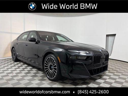 Black Sapphire Metallic 2026 BMW 740 i xDrive