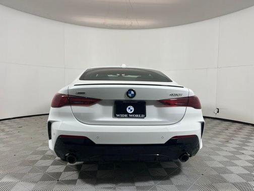 Alpine White 2026 BMW 430 i xDrive