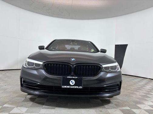 Dark Graphite Metallic 2020 BMW 530 i xDrive