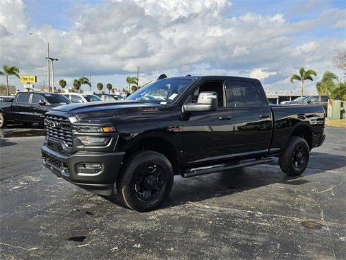 2026 RAM 3500 Tradesman Crew Cab 4x4 6'4' Box