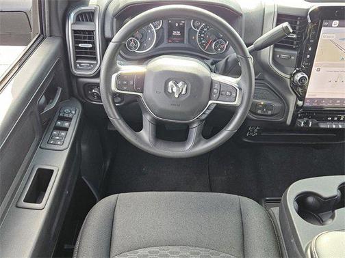 2026 RAM 3500 Tradesman Crew Cab 4x4 6'4' Box