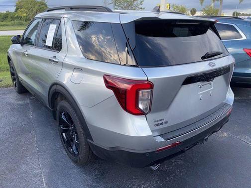2023 Ford Explorer ST-Line