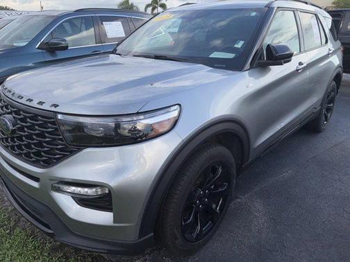 2023 Ford Explorer ST-Line