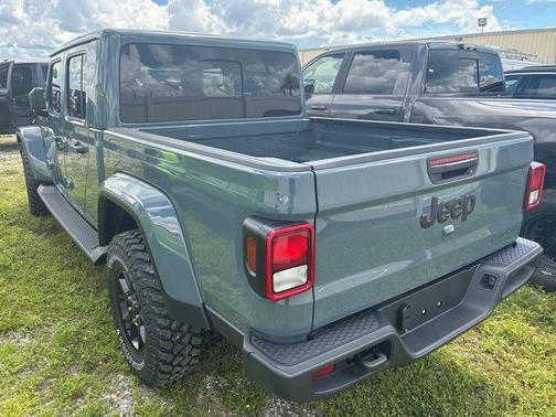 2025 Jeep Gladiator High Tide