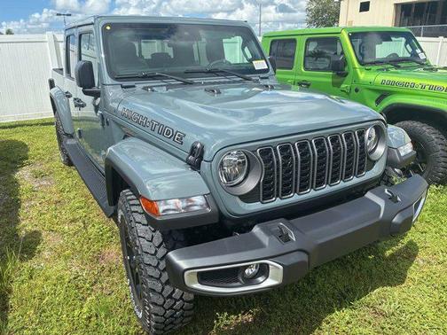 2025 Jeep Gladiator High Tide