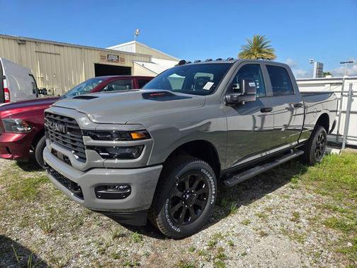 Ceramic Gray Clearcoat 2026 RAM 2500 Black Express Crew Cab 4x4 6'4' Box