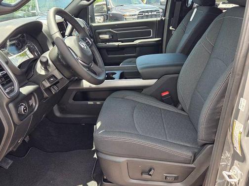 Ceramic Gray Clearcoat 2026 RAM 3500 Big Horn Crew Cab 4x4 8' Box