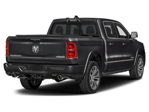 Diamond Black Crystal Pearlcoat 2025 RAM 1500 ST
