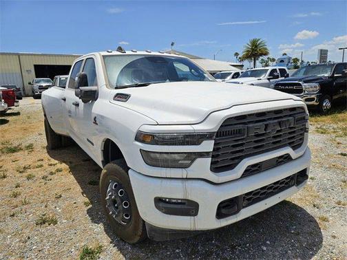 2025 RAM 3500 Big Horn Crew Cab 4x4 8' Box