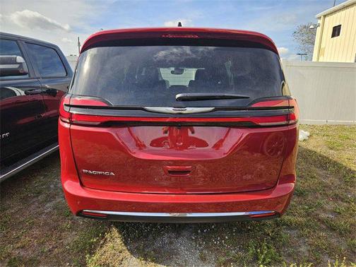 2026 Chrysler Pacifica L