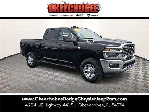 2025 RAM 2500 Tradesman Crew Cab 4x4 6'4' Box
