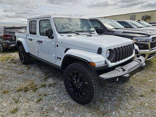 2025 Jeep Gladiator Nighthawk