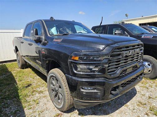 2025 RAM 2500 Big Horn Crew Cab 4x4 6'4' Box